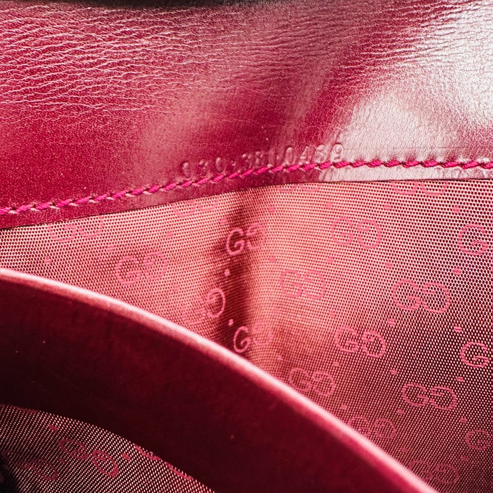 Gucci Long Bi Fold Wallet - Picture 13 of 14